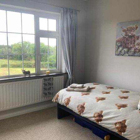 Broomfields Greenane エクステリア 写真